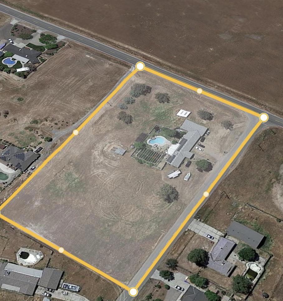 Chance to rebuild! The house structure is no more. Just vacant lot. With a developed well and utilities ready to go! This land offers the perfect opportunity for an investor, or someone who has the dream of building their own custom home. Sitting on over 3 Acres this is a rare opportunity to create your perfect ranch!