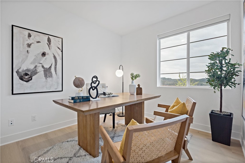 Flora - Residential Lease