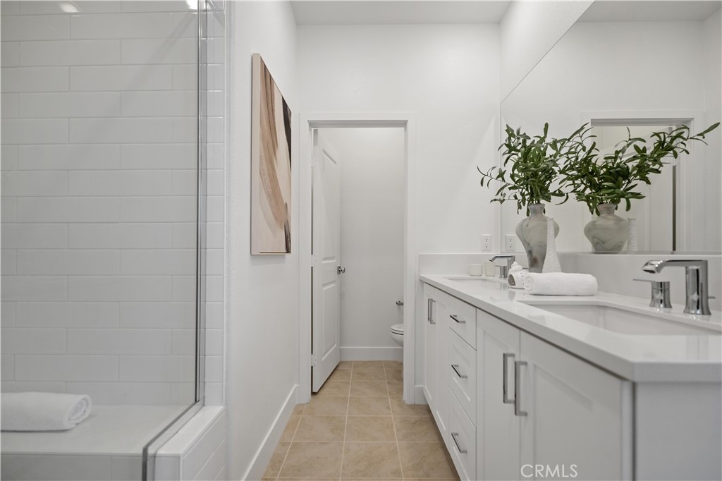 Flora - Residential Lease