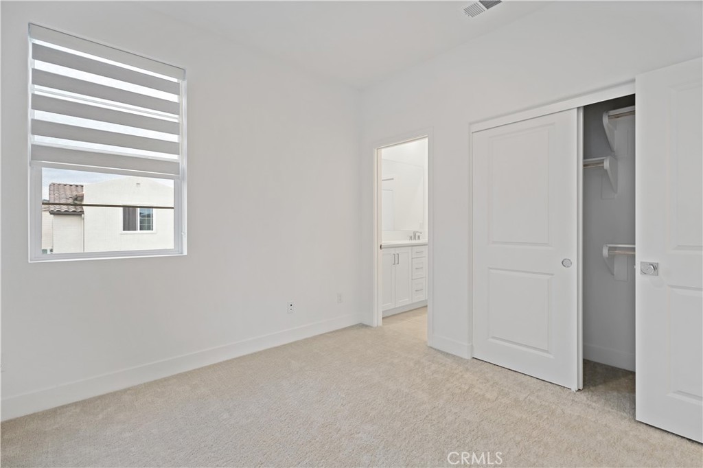 Flora - Residential Lease