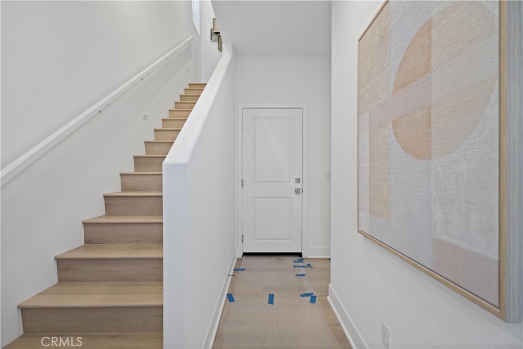 Flora - Residential Lease