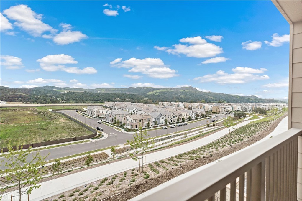 Flora - Residential Lease