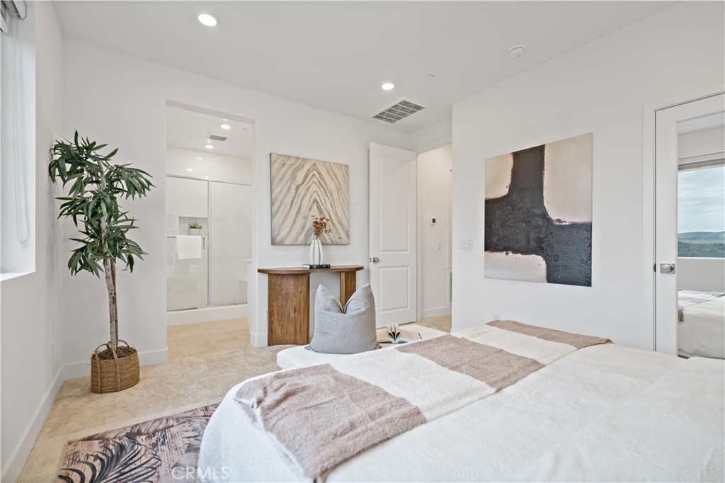 Flora - Residential Lease