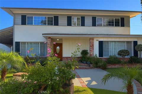 1172 E Cartagena Long Beach CA 90807