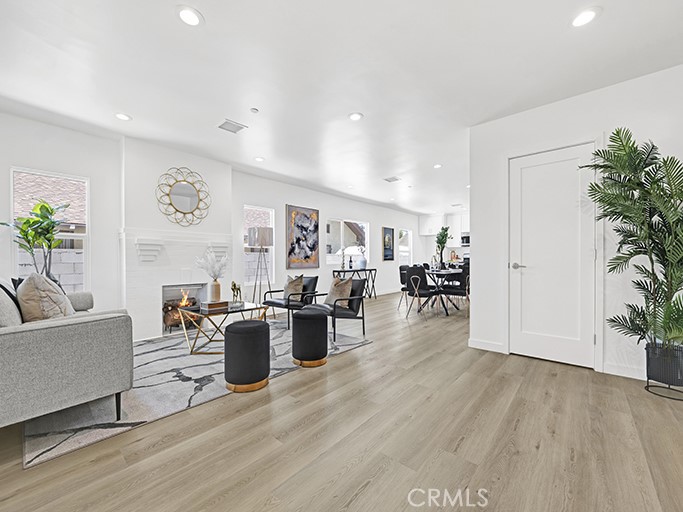 1838 W 50th Street