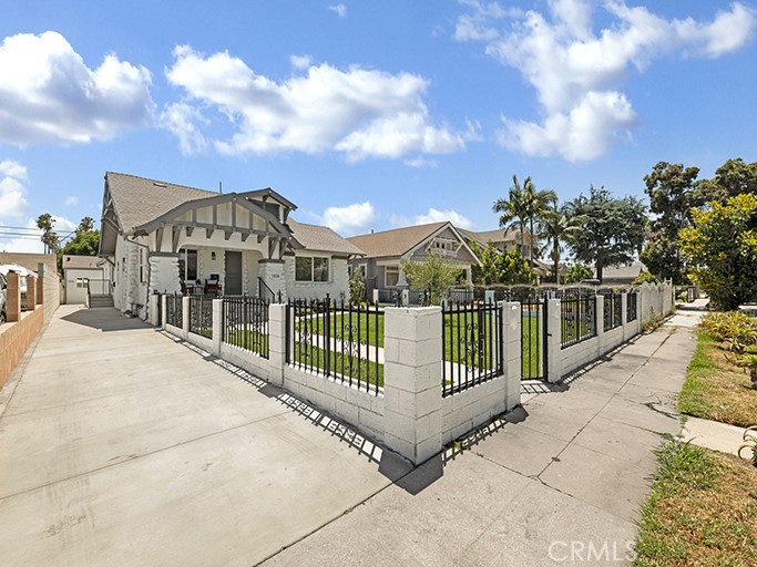 1838 W 50th Street