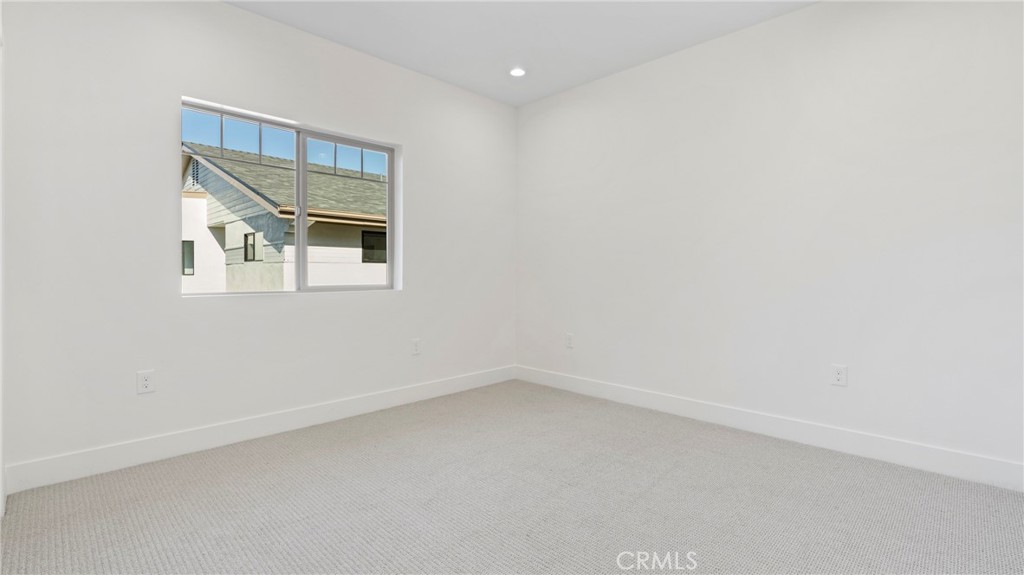 West of 101(1000) - Residential