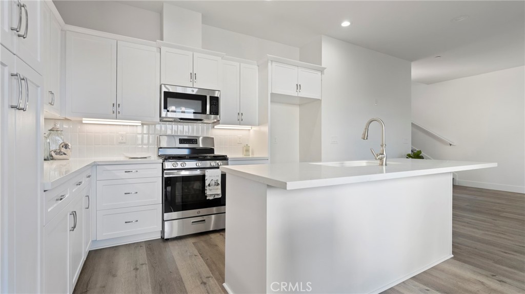 West of 101(1000) - Residential