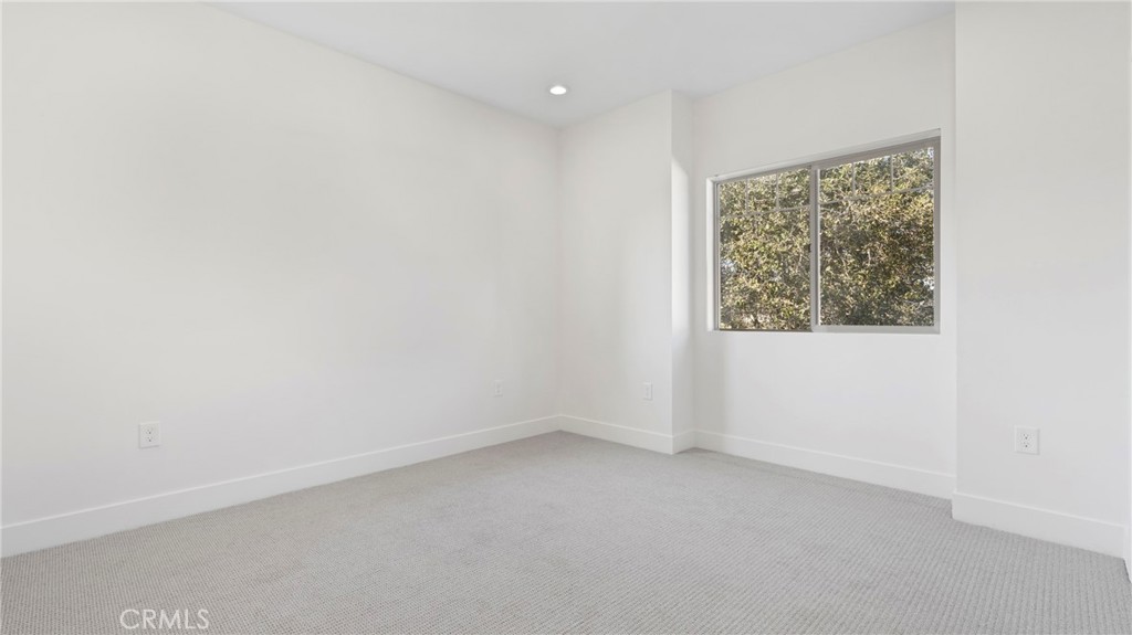 West of 101(1000) - Residential