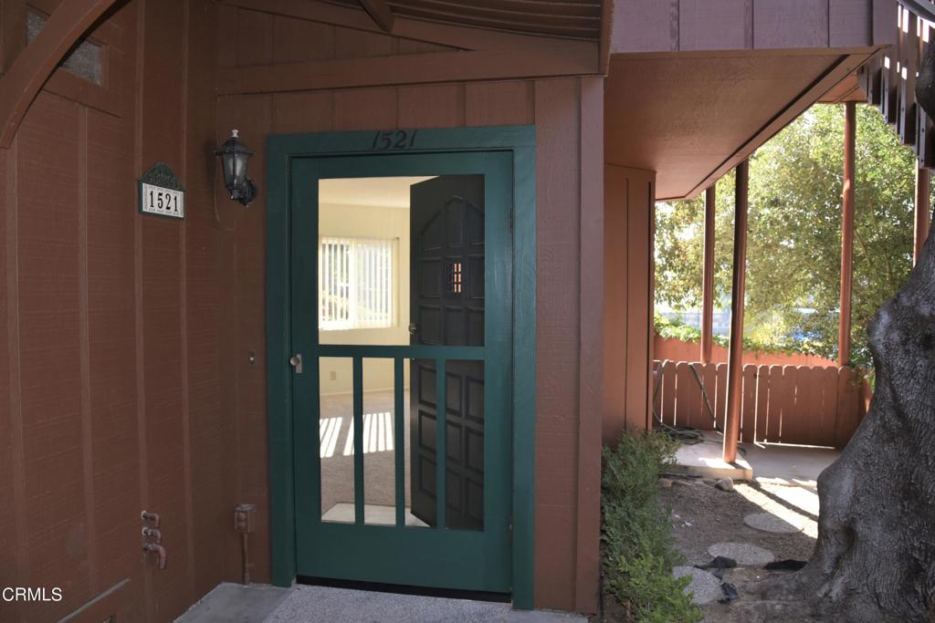 Recently remodeled/updated Kitchen & Bath. Walking distance to Ventura Beach, on Vista del Mar Dr, and adjacent to the Pierpont Racquet Club. Common area pool + picnic/greenbelt area w/ barbecue. Common laundry. Private, unique setting, landscaped views of common area. Gated entry. 1 car (shared) garage only (please note - offsite parking is extremely limited). No dogs. Cat negotiable with add'l pet deposit. Shown by appointment only. Please email Kristina at villaboccali@gmail.com to be prescreened for a showing. Good Credit a Must.