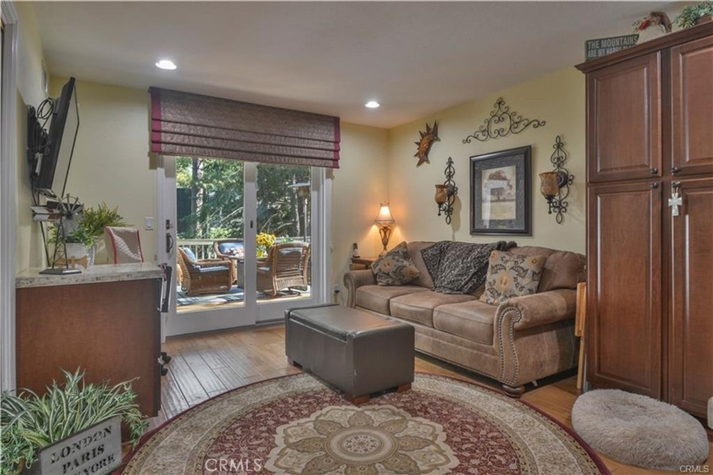Arrowhead Woods (AWHW) - Residential Lease