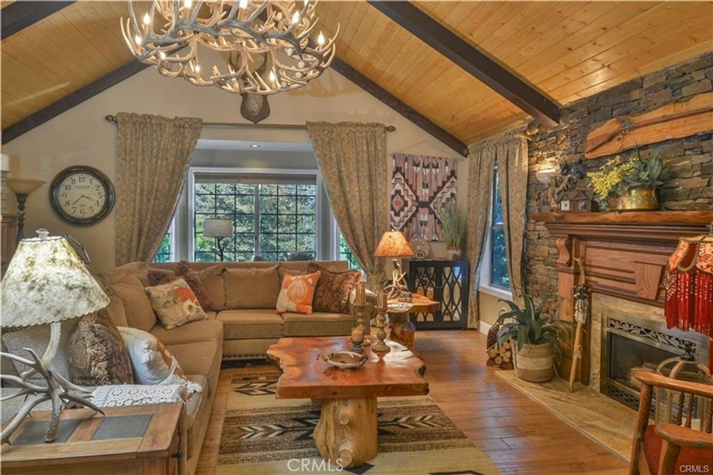 Arrowhead Woods (AWHW) - Residential Lease