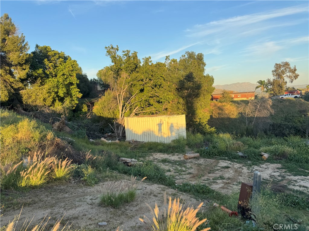 005 Avenida Juan Bautista
