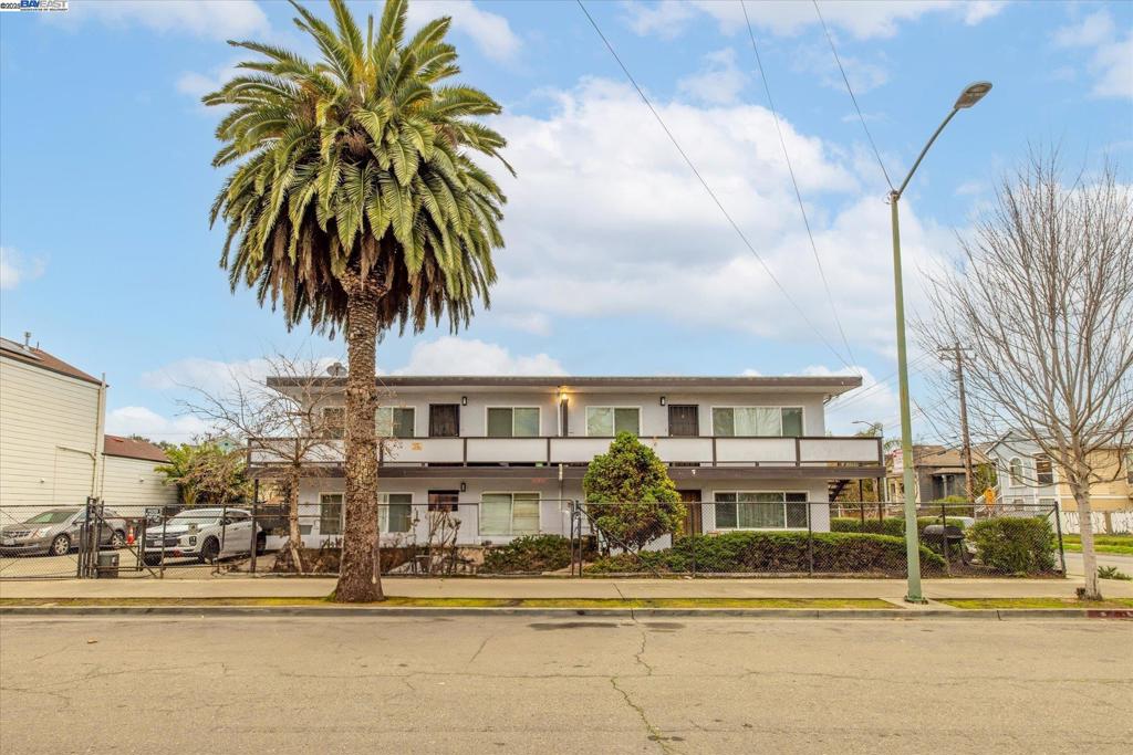 Turnkey Fourplex Investment. Discover a solid income-producing property in one of Oakland’s most convenient commuter hubs. This gated fourplex features four 2-bedroom, 1-bath units, each with dedicated parking. A remote-controlled entry gate ensures tenant privacy, while an on-site coin-operated laundry room adds extra income. Near West Oakland BART, with quick connections to San Francisco, Downtown Oakland, and major freeways. Strong rental demand and long-term growth make this an excellent addition to any portfolio.