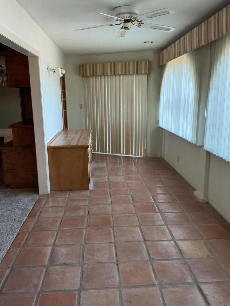 9001 De Vicenzo Court