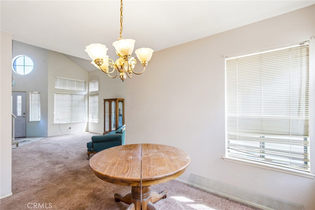 1508 Portrait Road