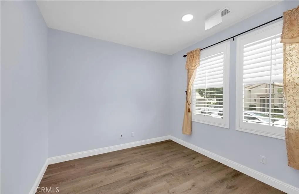 Irvine, California 92618, United States, 4 Bedrooms Bedrooms, ,3 BathroomsBathrooms,Residential,Active,224512