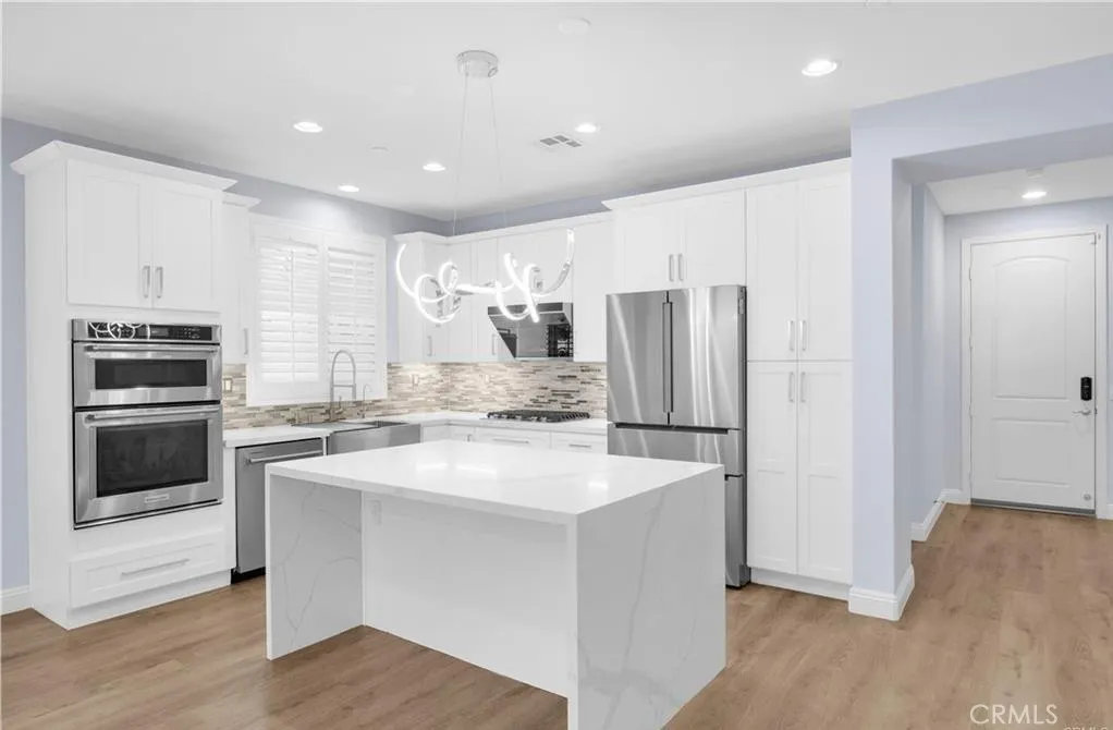 Irvine, California 92618, United States, 4 Bedrooms Bedrooms, ,3 BathroomsBathrooms,Residential,Active,224512