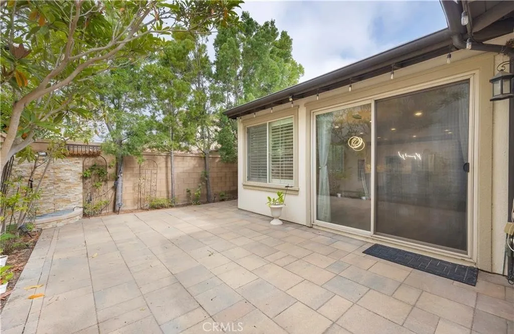 Irvine, California 92618, United States, 4 Bedrooms Bedrooms, ,3 BathroomsBathrooms,Residential,Active,224512