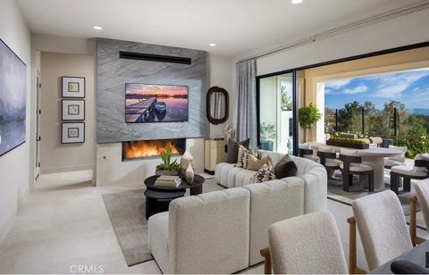 420 Milpas Irvine CA 92602