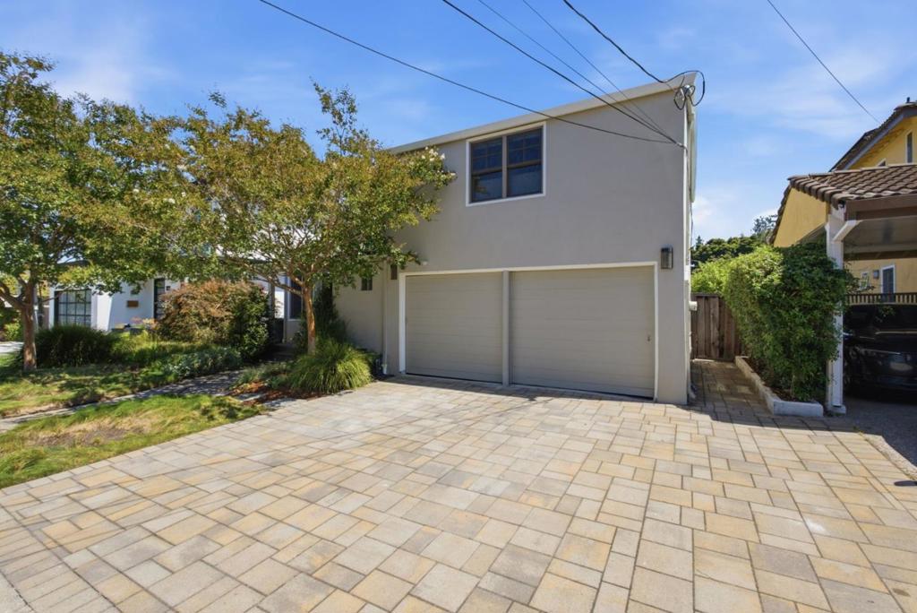 125 Sunnydale Avenue