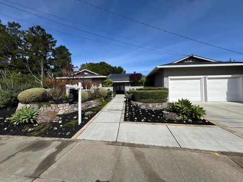 Photo of 3342 Melendy Drive, San Carlos, CA 94070 (MLS # ML82038560)