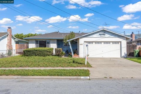 Photo of 41868 Gifford Street St, Fremont, CA 94538 (MLS # 41127819)