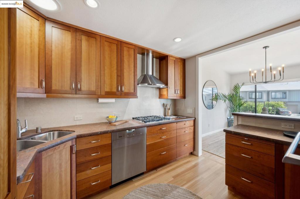 HILLER HIGHLANDS - Residential