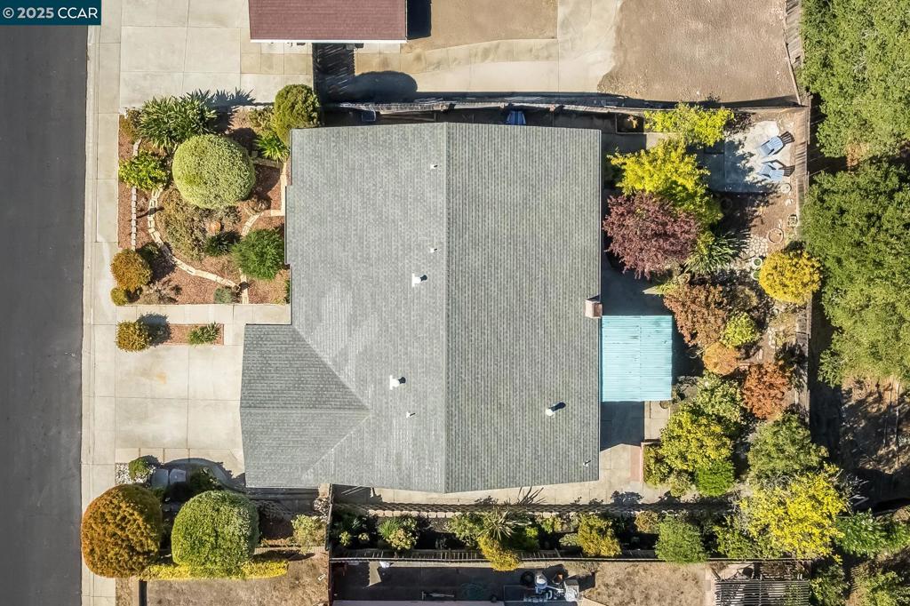 THE TREES - Residential