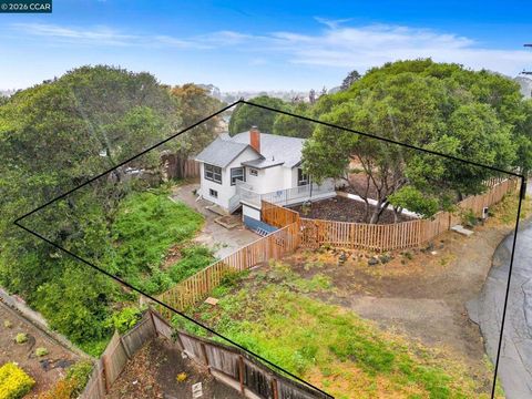 Photo of 2699 Vale Rd Rd, San Pablo, CA 94806 (MLS # 41129435)