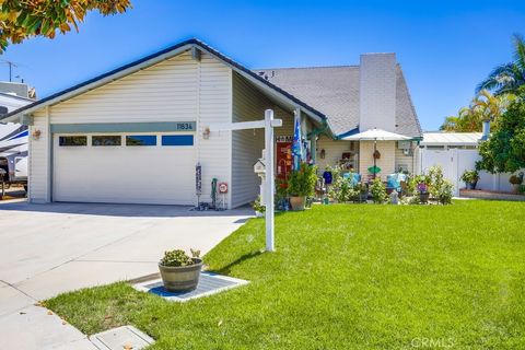 11634 Talaud Street Cypress CA 90630