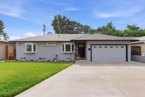 Photo of 1475 Norman Avenue, San Jose, CA 95125 (MLS # ML82043686)