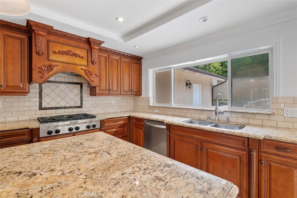 64 Royal Saint George, Newport Beach CA 92660 - Photo 9