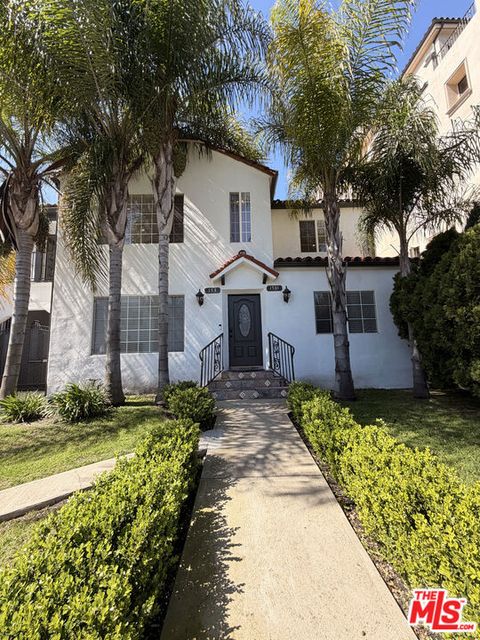 Photo of 153 N Hamilton Drive, Beverly Hills, CA 90211 (MLS # 26662287)