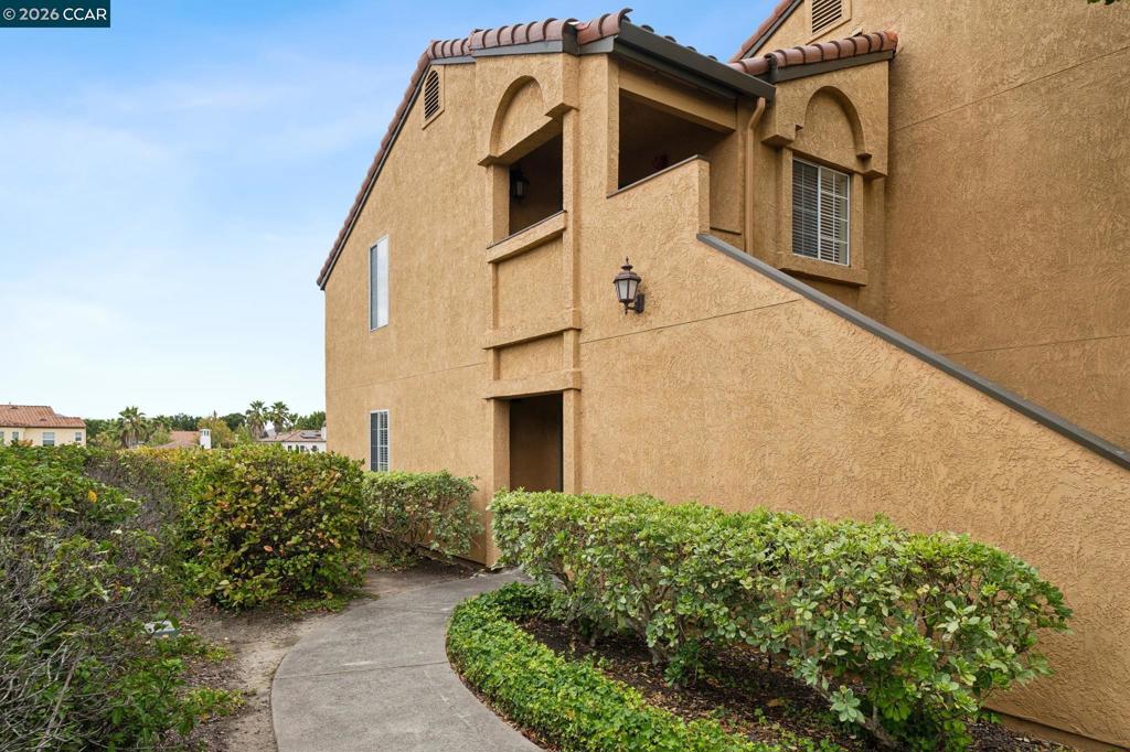 460 Bollinger Canyon Lane 184