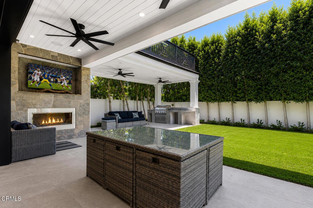 10331 Valley Spring Lane