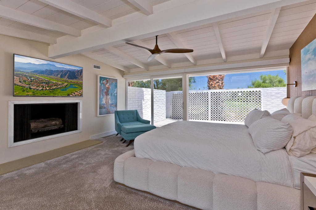 Thunderbird C.C. - Residential