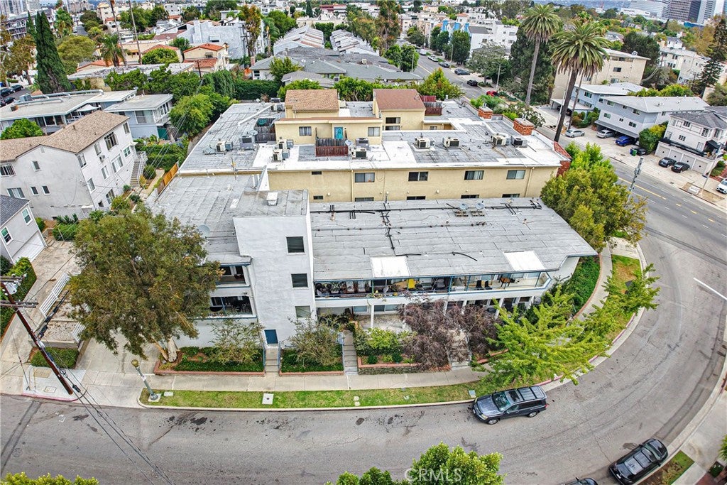 1975 S Beverly Glen
