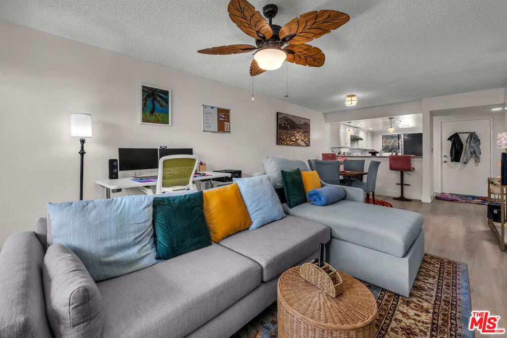 620 W Hyde Park Boulevard 111, Inglewood CA 90302