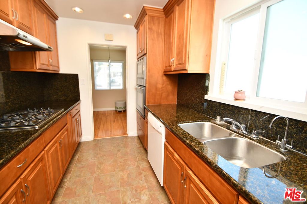 3610 W 172nd Street