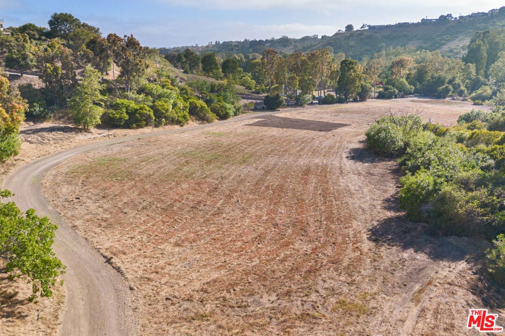 5737 Bonsall Drive