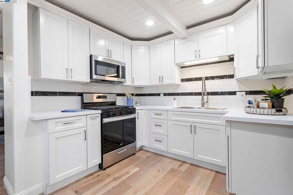 Photo of 51 Surf View Drive Dr, Bay Point, CA 94565 (MLS # 41115640)