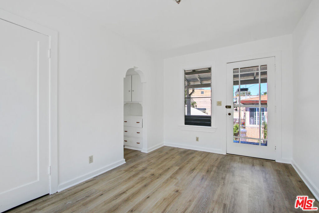 3034 Fairmount Street