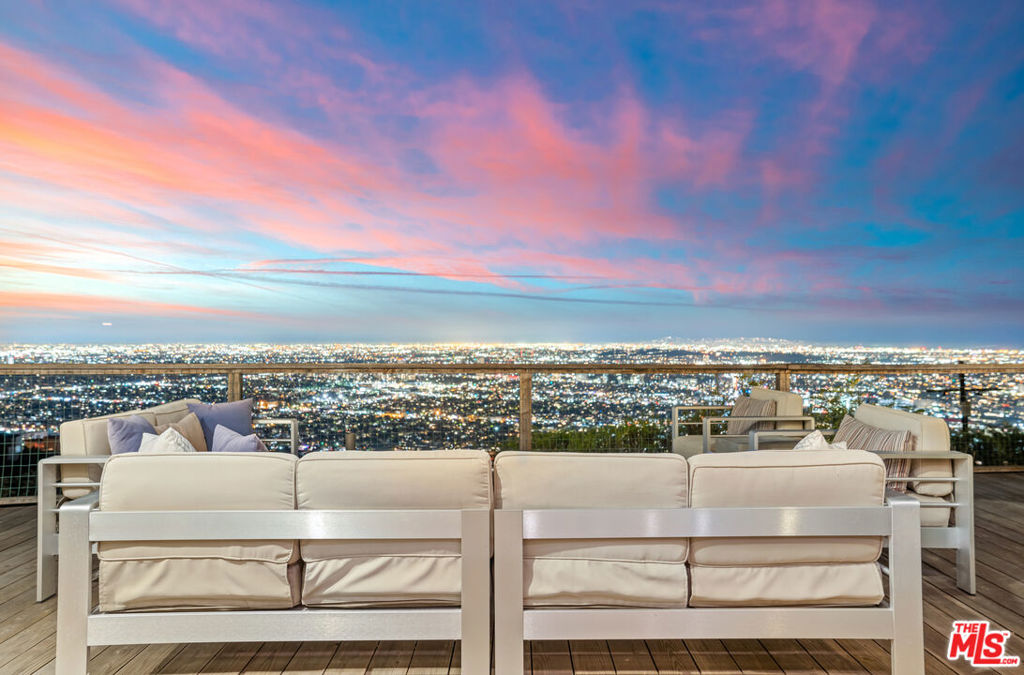 8494 Cole Crest Drive