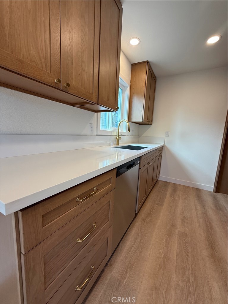 312 W 234th Place