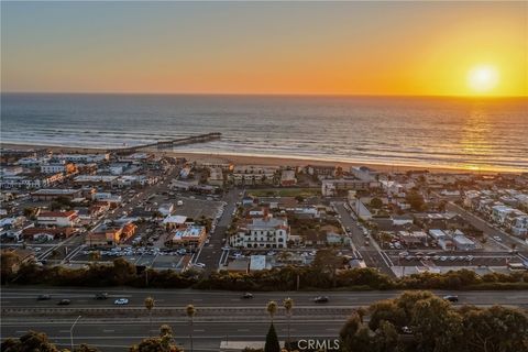 Tiny photo for 911 Price Street #5, Pismo Beach, CA 93449 (MLS # FR26037599)