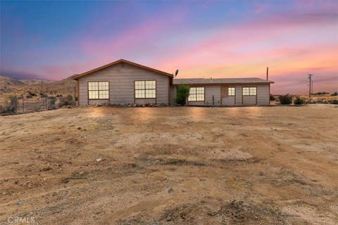 Photo of 8885 Corto Road, Apple Valley, CA 92308 (MLS # DW26181301)
