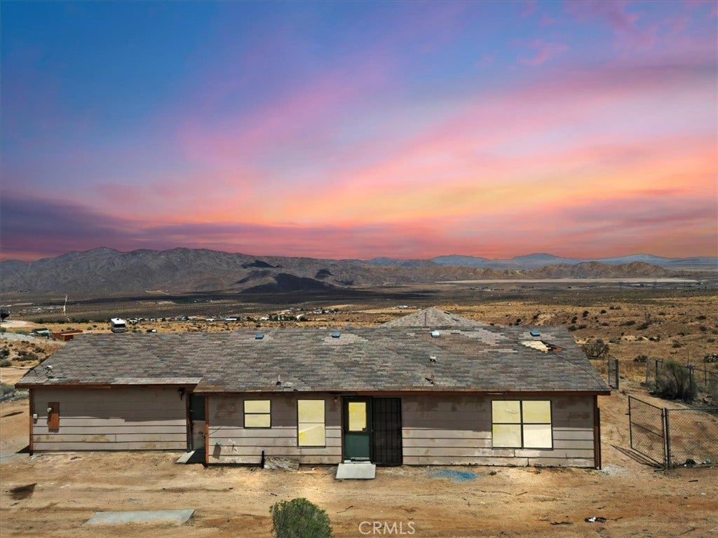 8885 Corto Road