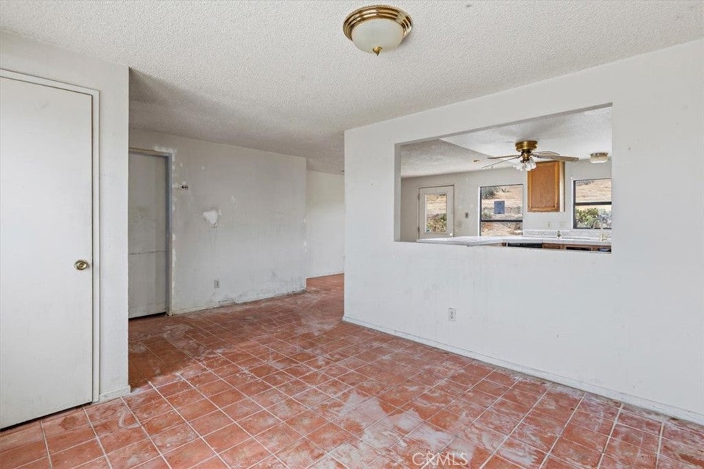 8885 Corto Road