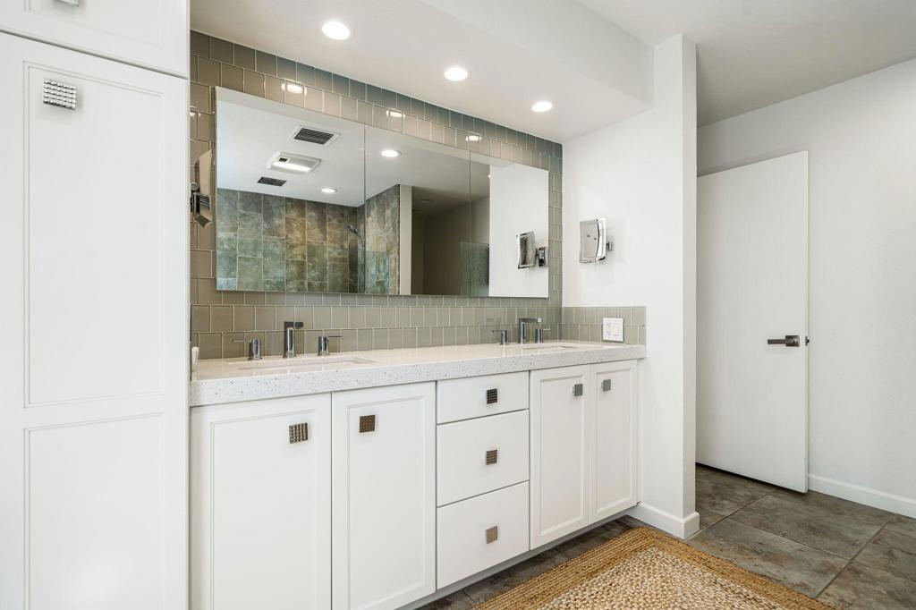 Desert Horizons C.C. - Residential